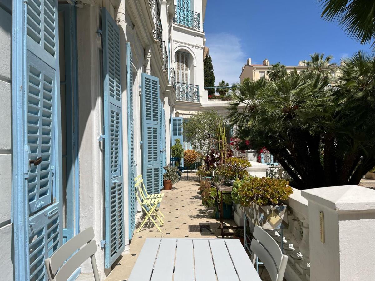 Beautiful Garden Apartment Steps From The Beach Ментона Экстерьер фото